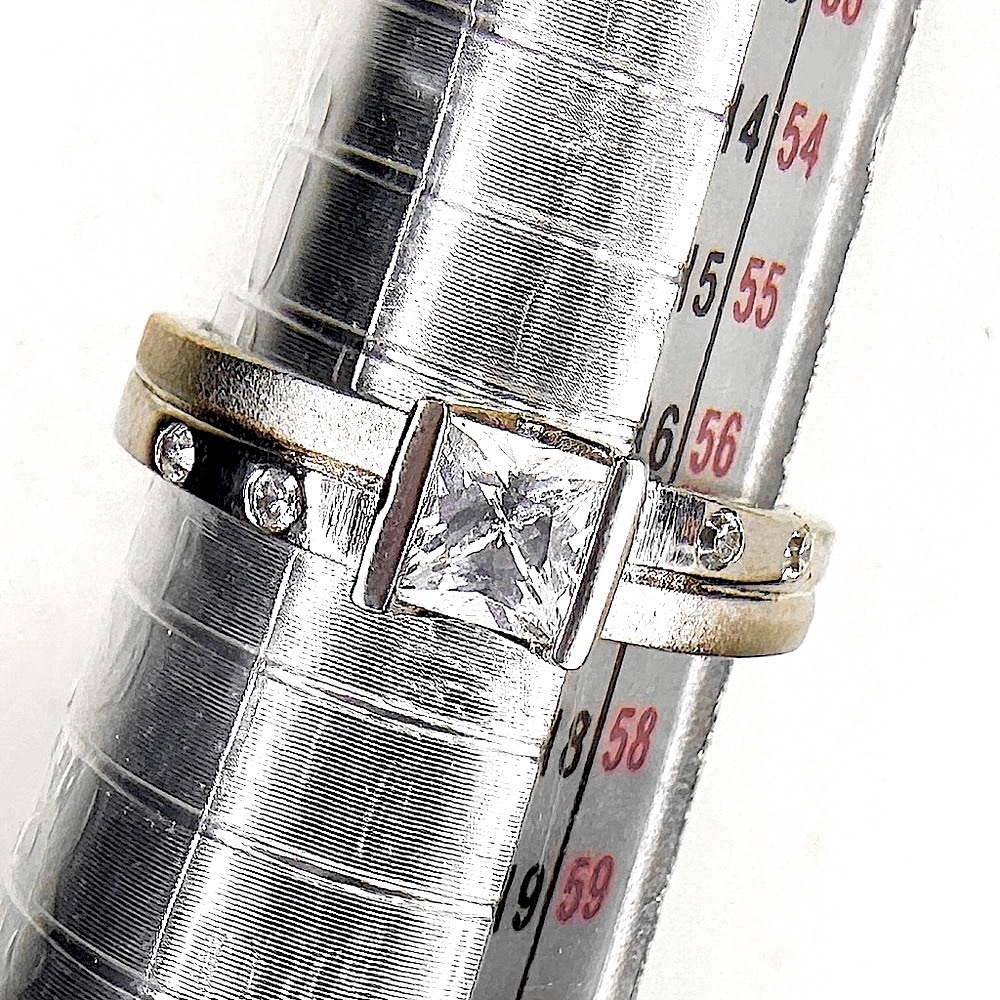 NWT Sz 8 Sterling Silver Solitaire Ring